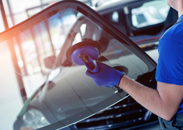 The Ultimate Guide to Windshield Replacement Aftercare