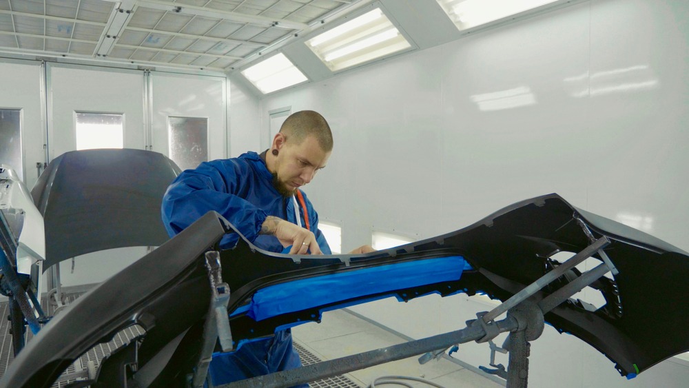 An Chrysler Certified Body Shop That Restores Your Vehicle the Right Way